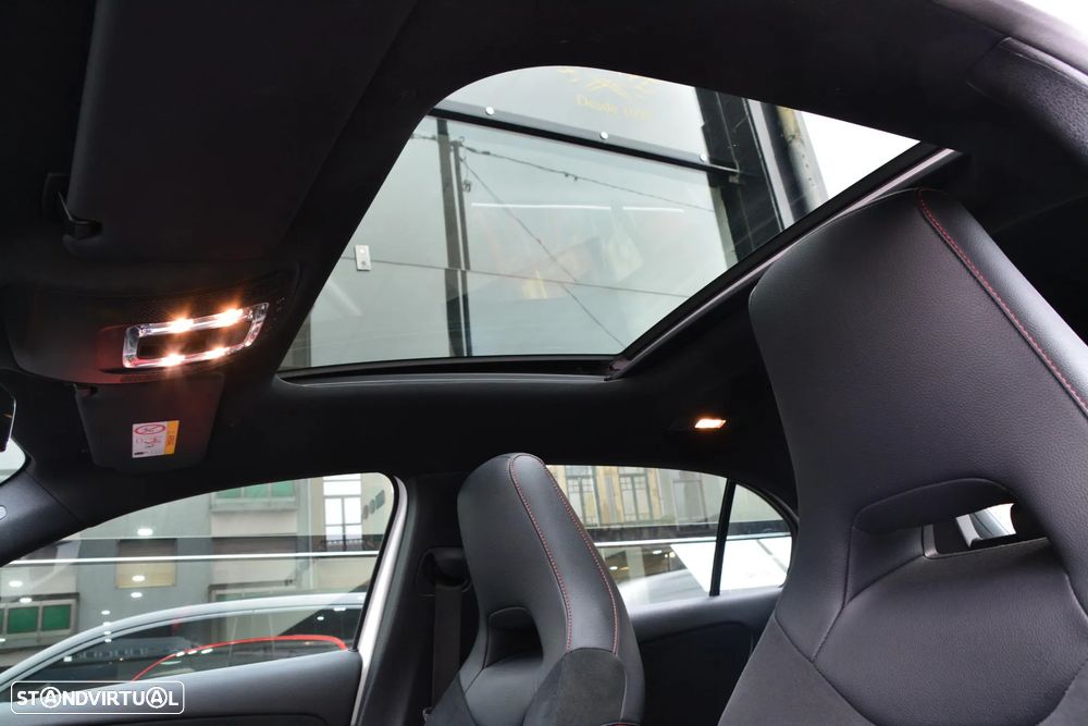 Mercedes-Benz A 180 d AMG Line Aut. - 32