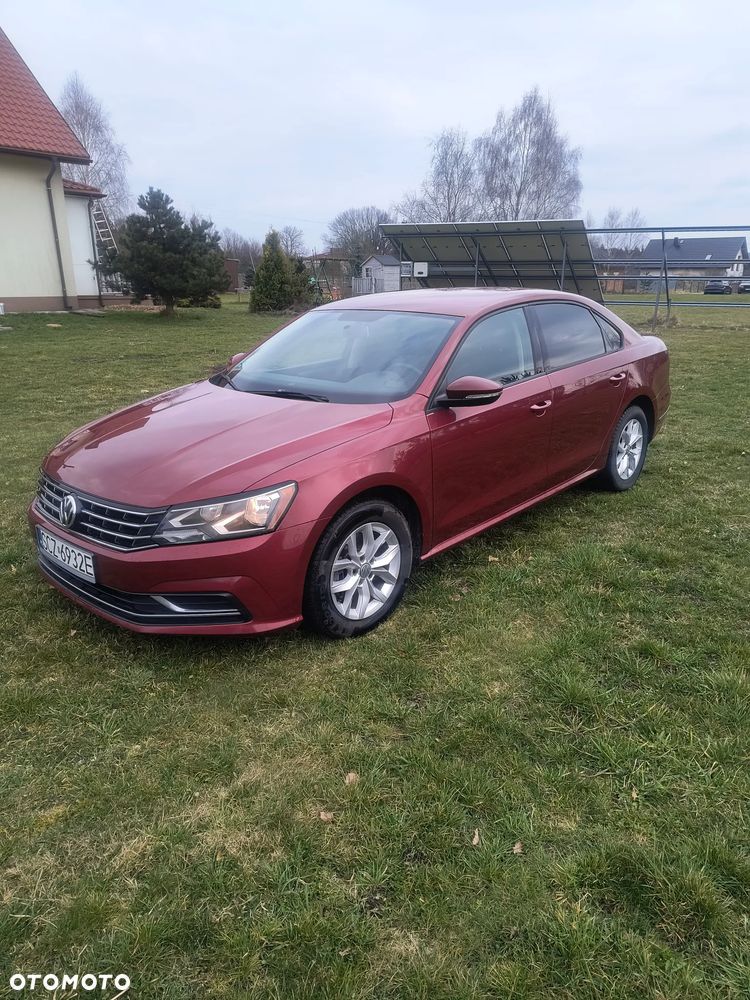 Volkswagen Passat - 2