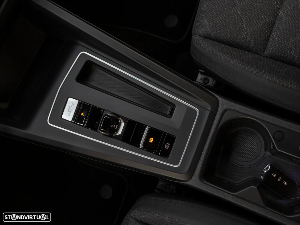 VW Golf Variant - 38