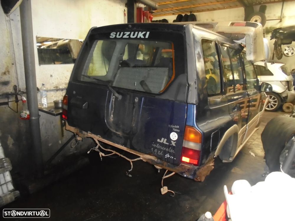 SUZUKI VITRA PARA PEÇAS - 4