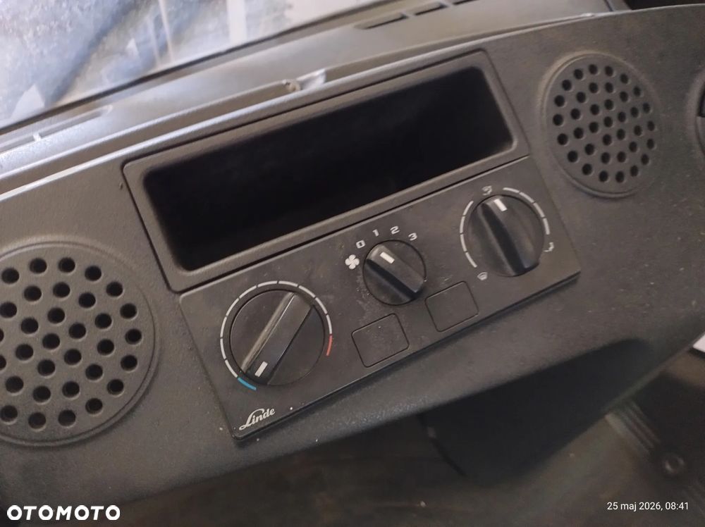 Linde H25T z podwójnymi widłami - 10