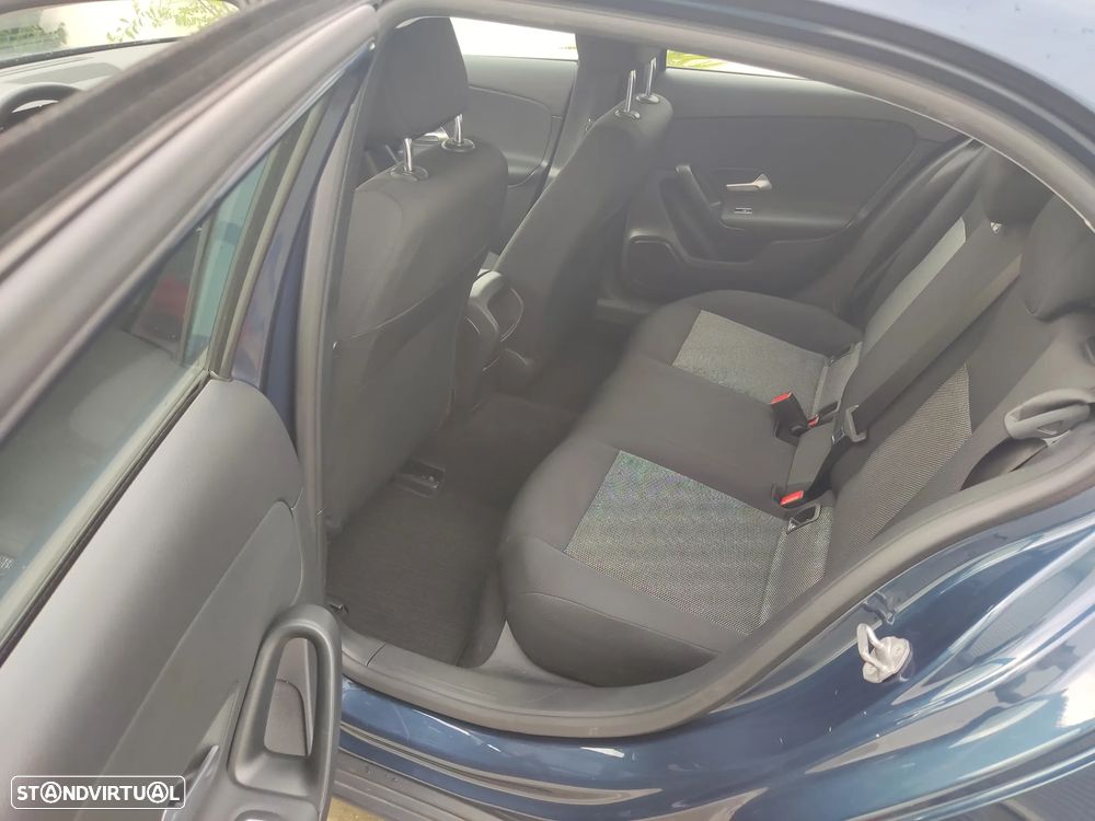 Mercedes-Benz A 250 - 19
