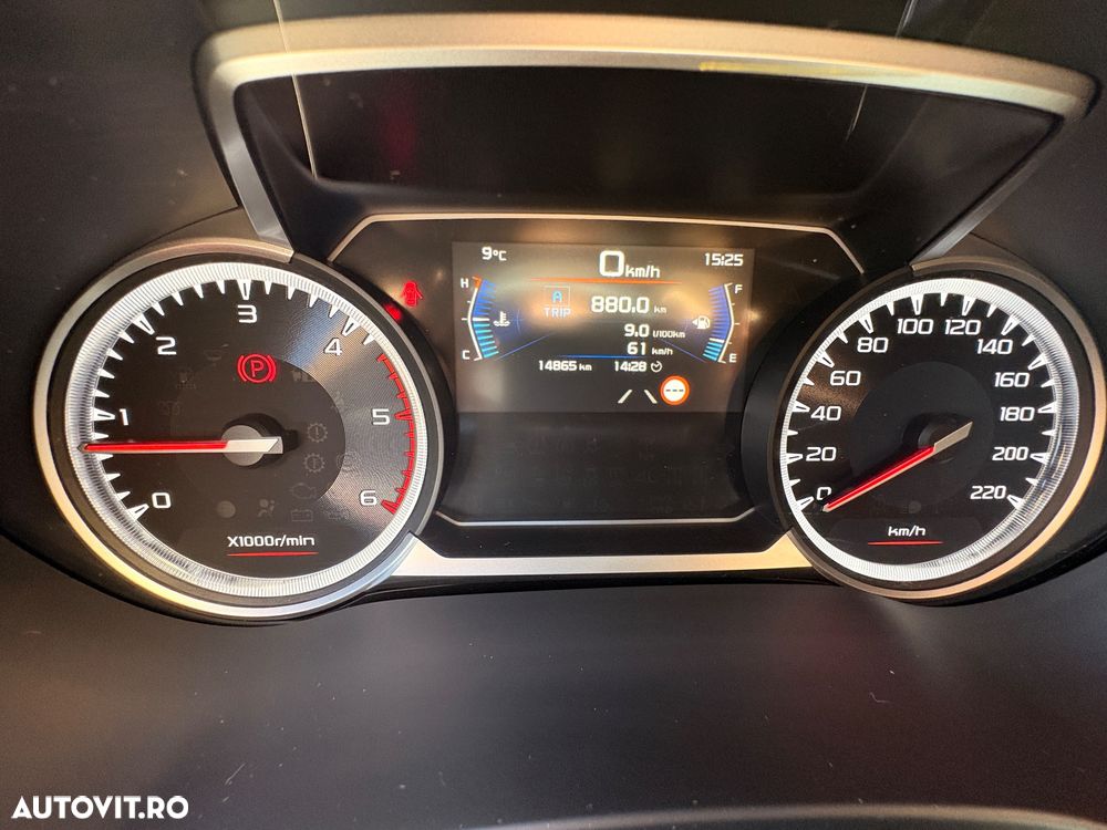 Isuzu D-Max 1.9 DSL 4x4 Double Cab MT Premium - 9