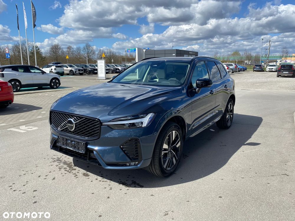 Volvo XC 60 B5 B AWD Plus Dark - 5