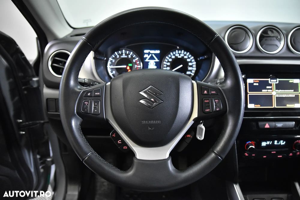 Suzuki Vitara 1.4 Boosterjet 6AT Passion - 16