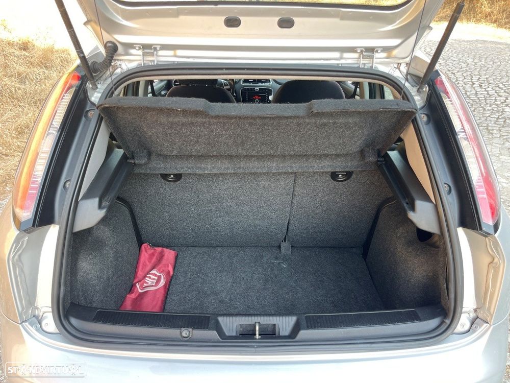 Fiat Punto 1.3 M-Jet Easy S&S - 39