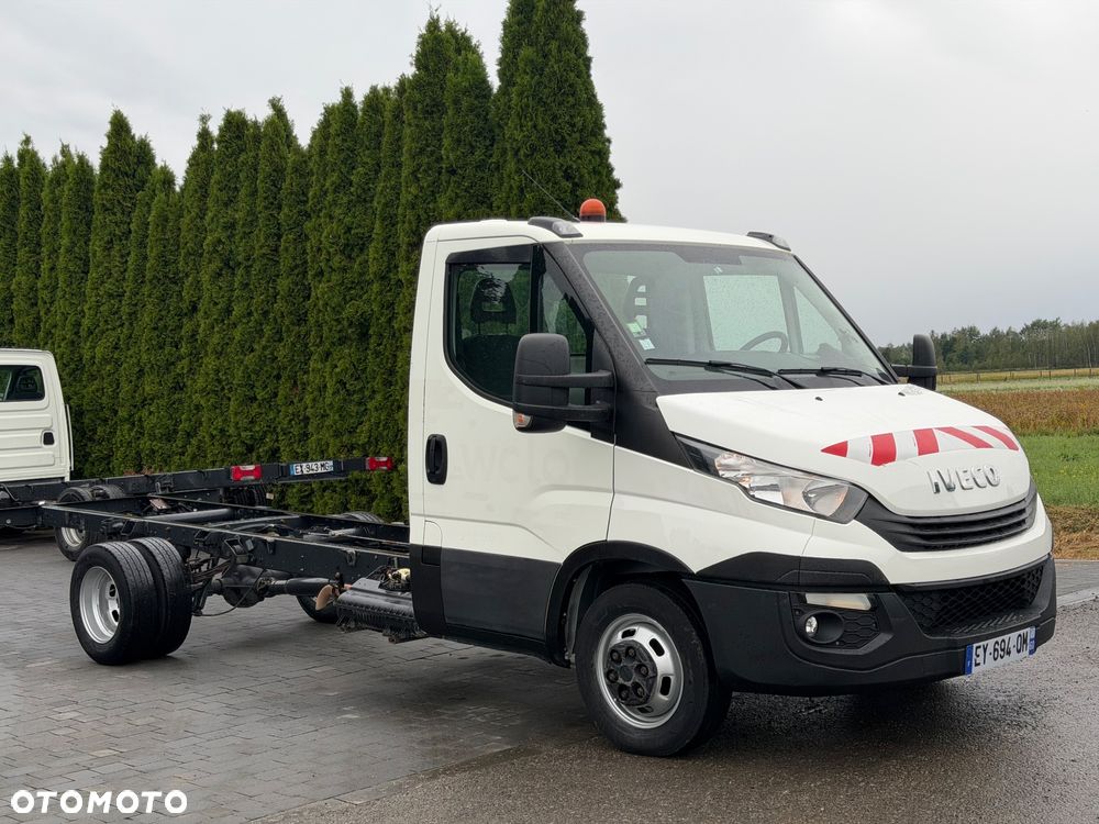 Iveco Daily 35c15 // Rozstaw osi 4,10 // SUPER STAN - 2