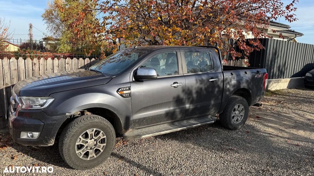 Ford Ranger Pick-Up 2.2 TDCi 4x4 Cabina Dubla XLT - 2