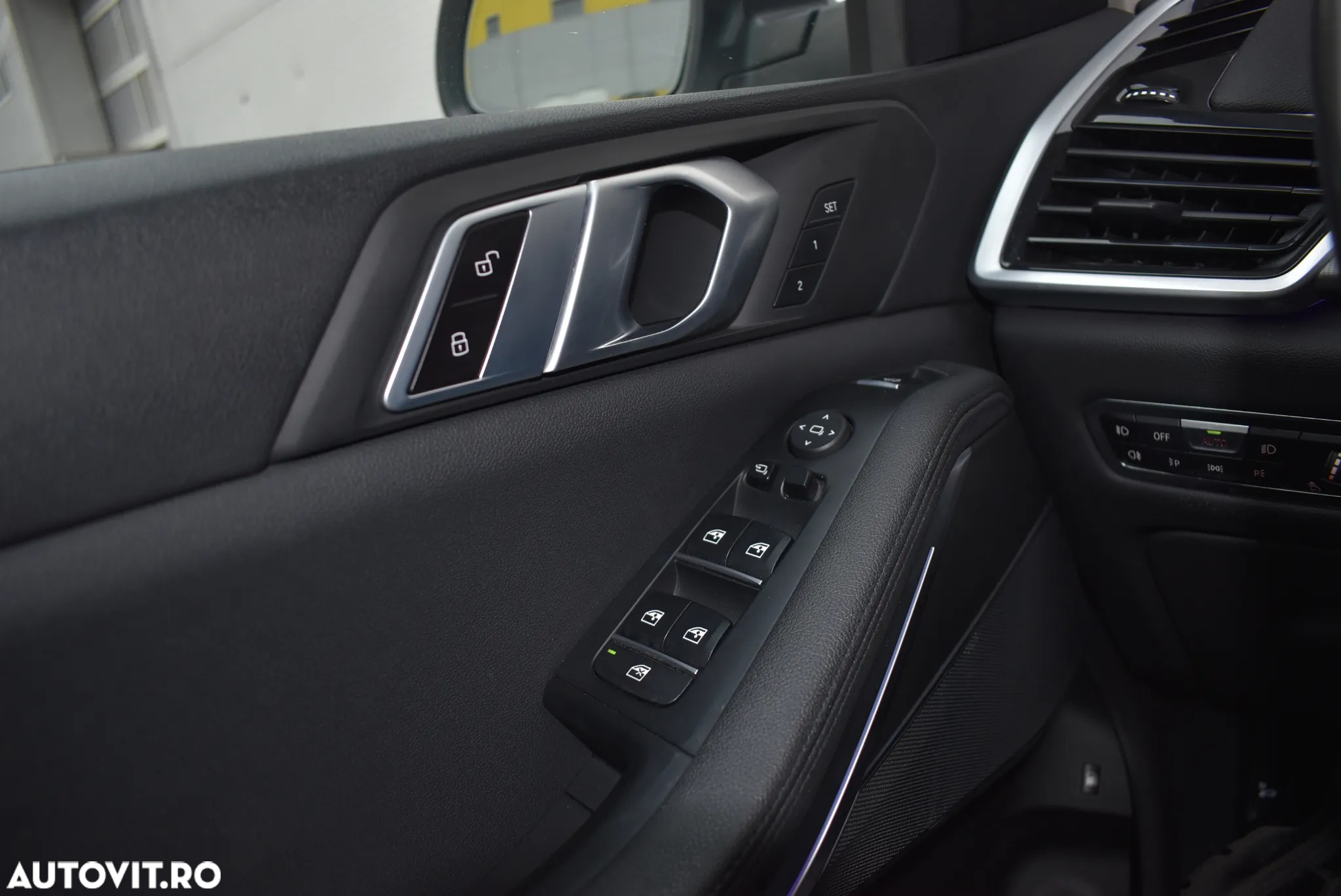 BMW X5 xDrive45e AT PHEV - 16