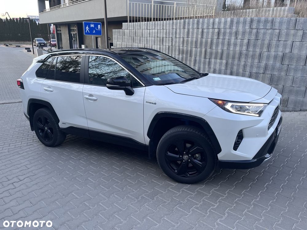 Toyota RAV4 - 6