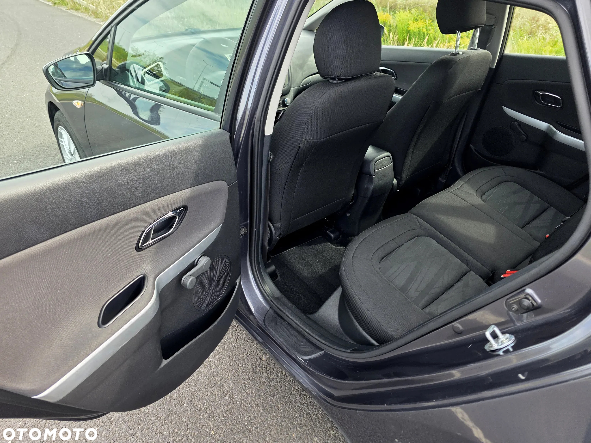 Kia Ceed 1.4 CVVT Attract - 16