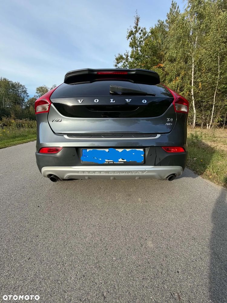Volvo V40 - 2