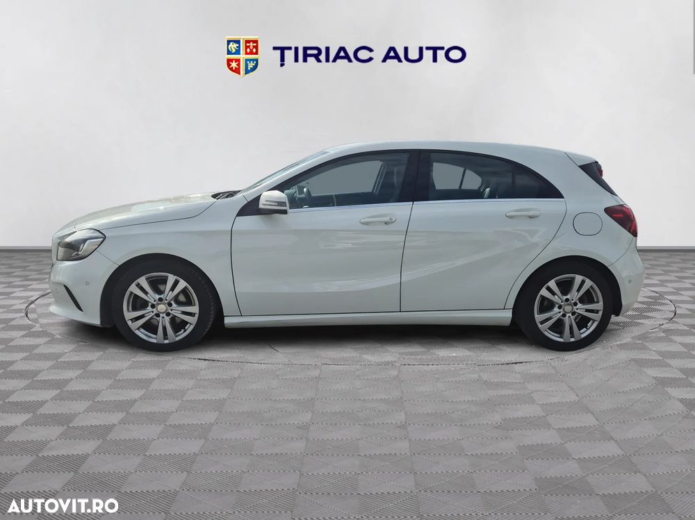 Mercedes-Benz A 180 (BlueEFFICIENCY) 7G-DCT - 2