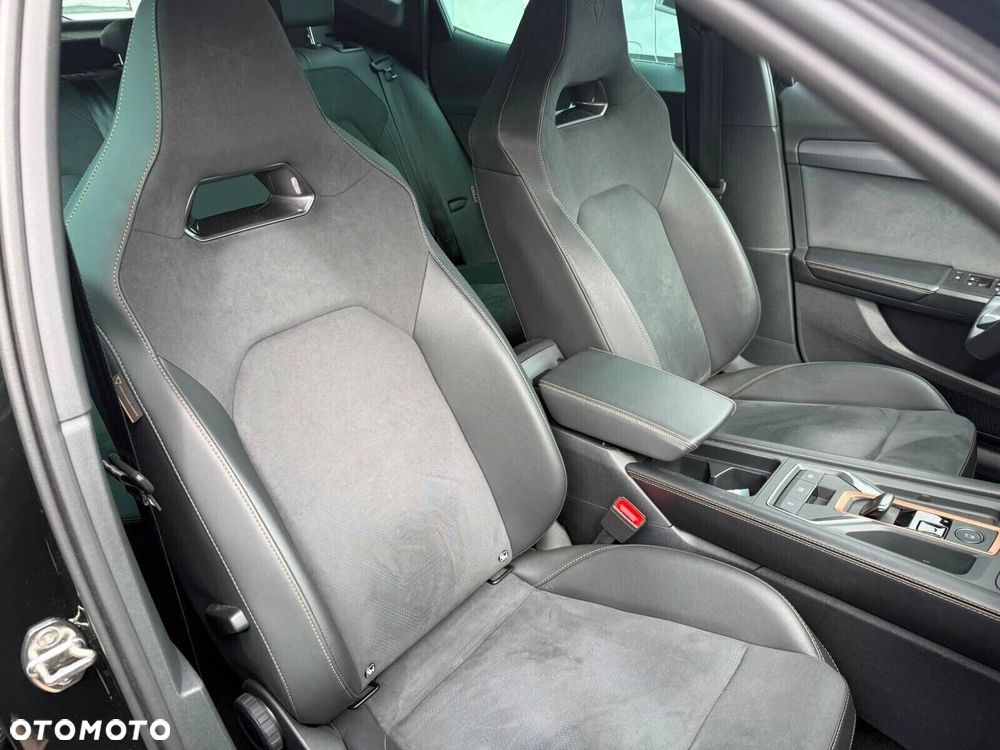 Cupra Formentor 1.5 eTSI mHEV DSG - 17