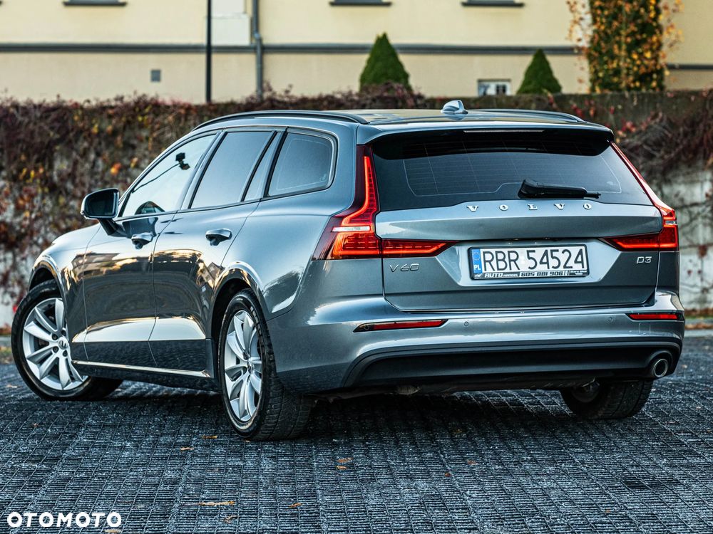 Volvo V60 D3 Geartronic Momentum - 4