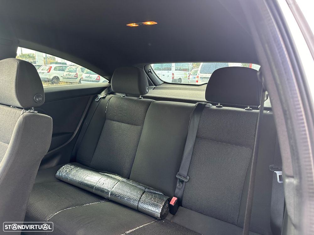 Opel Astra GTC 1.3 CDTI - 5