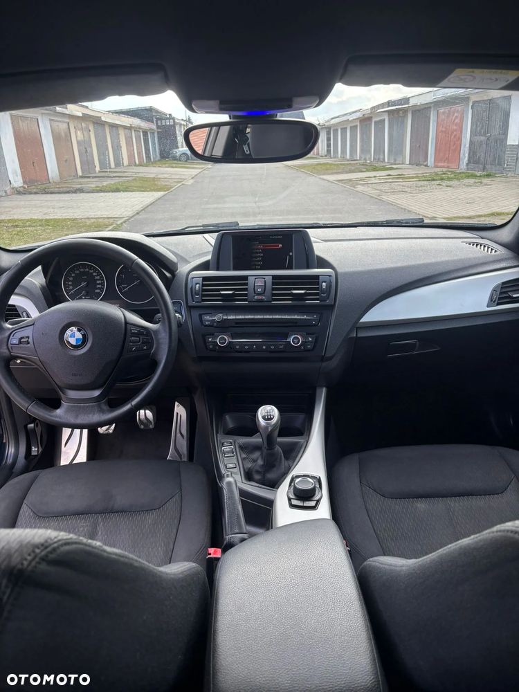 BMW Seria 1 116d Sport Line - 5