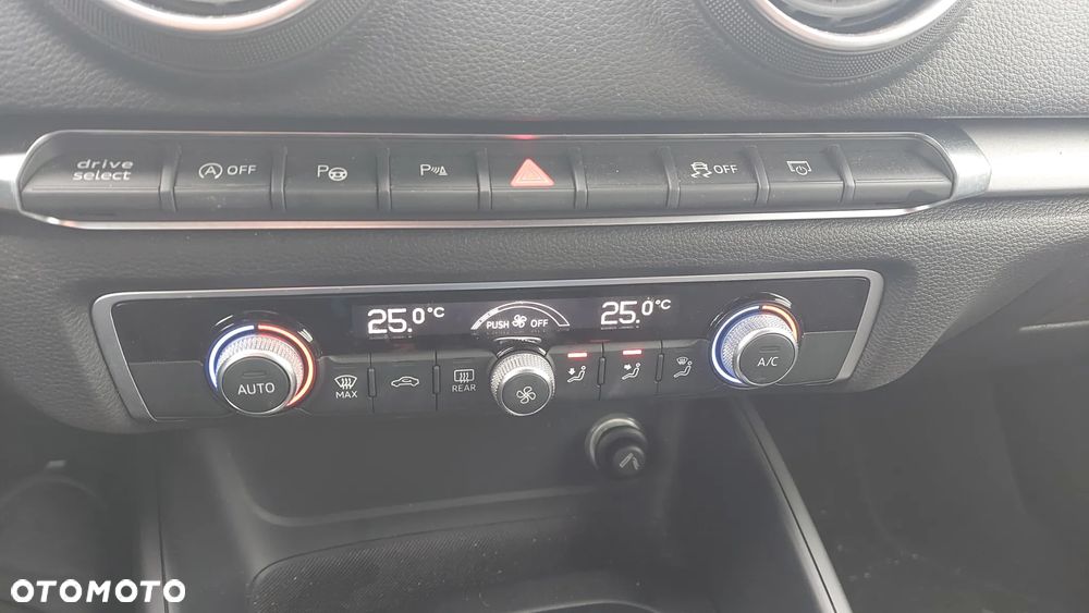 Audi A3 Sportback 1.6 TDI S tronic sport - 18