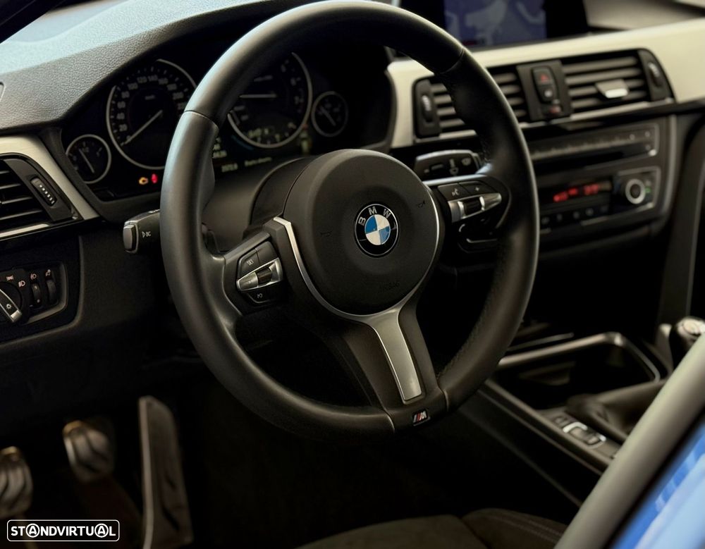 BMW 328 i Pack M - 26