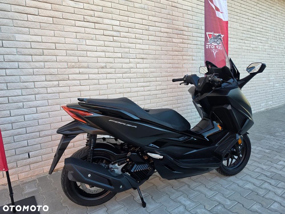 Honda NSS - 4