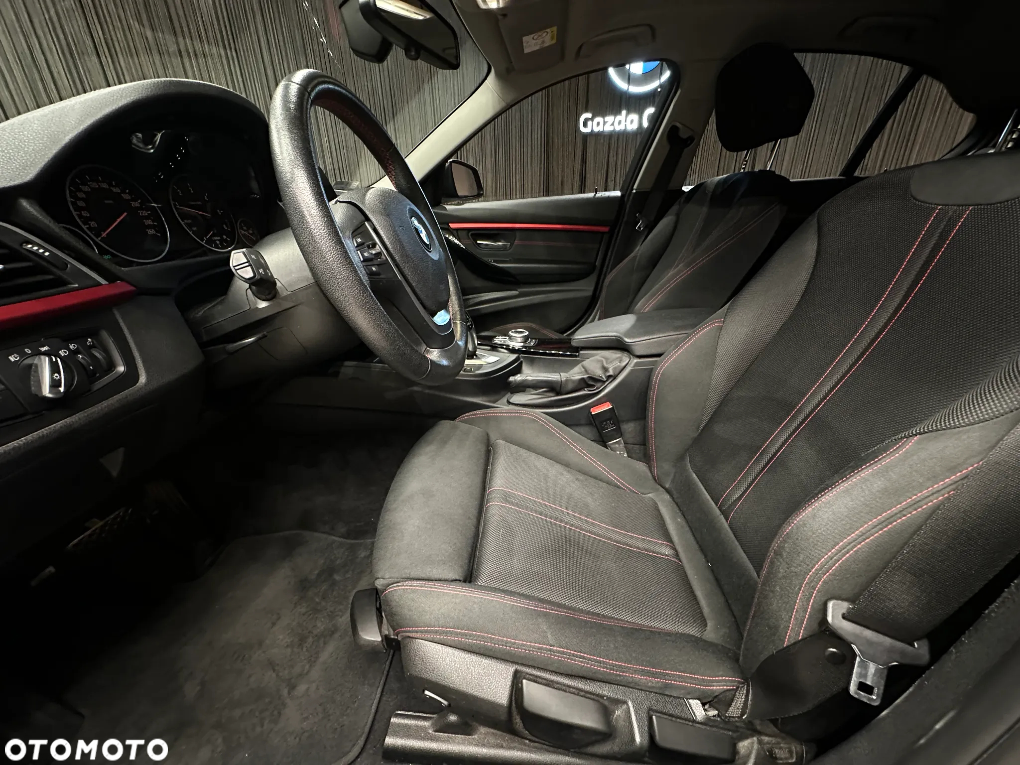 BMW Seria 3 320d xDrive Sport Line Shadow - 12