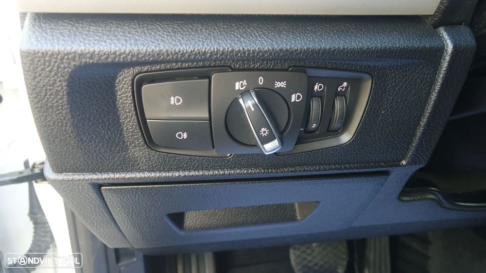 BMW 116 i Aut. Sport Line - 25