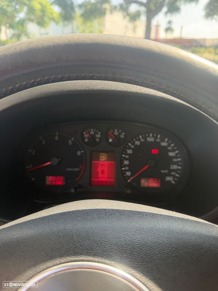 Audi A3 1.6 Ambition - 15