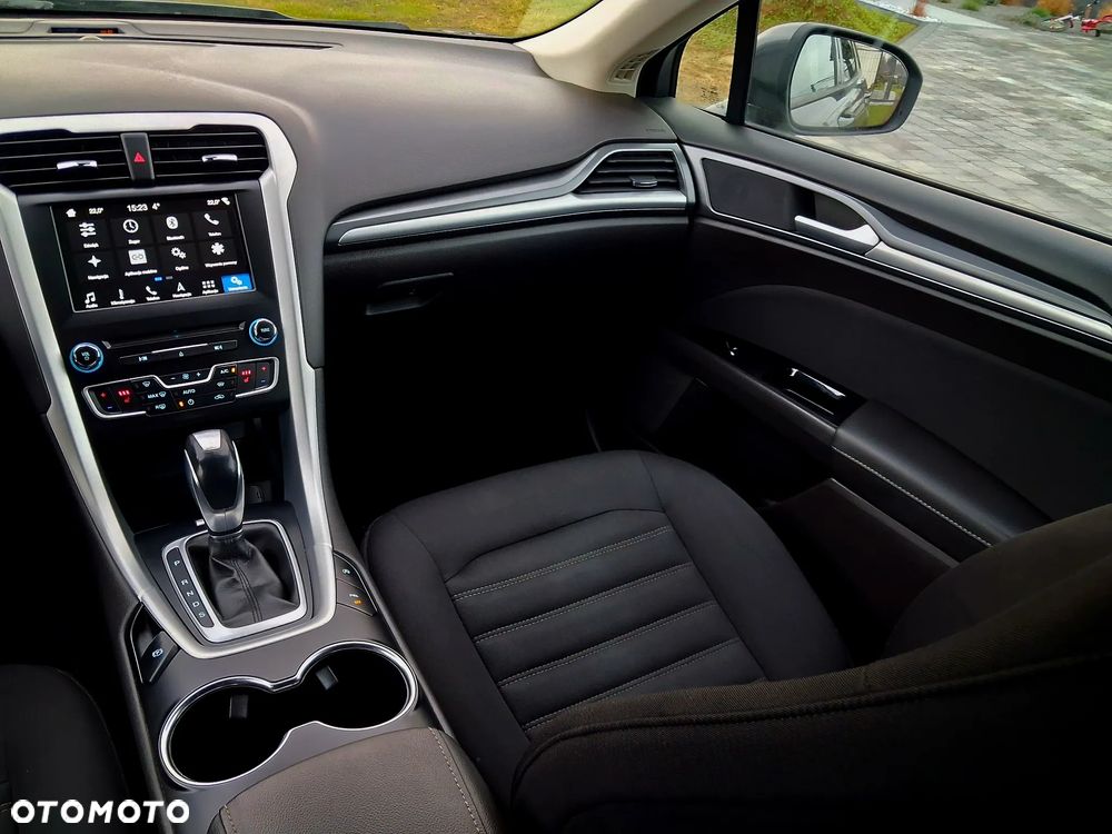 Ford Mondeo 2.0 TDCi STart-Stopp PowerShift-Aut Titanium - 31