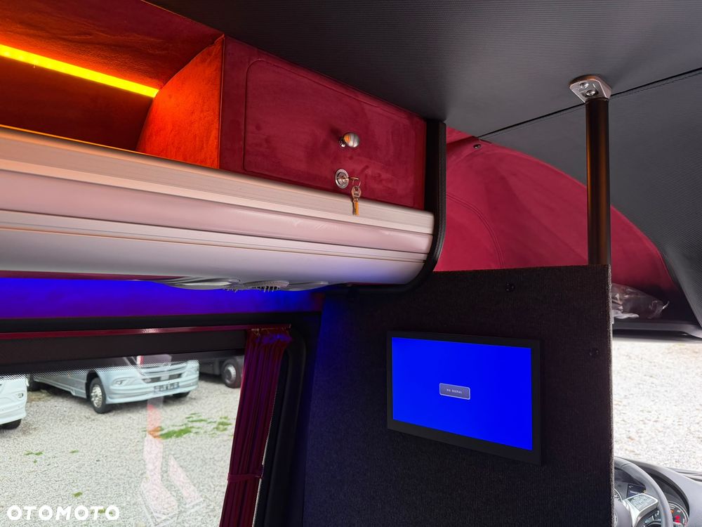 Mercedes-Benz eSprinter - 23