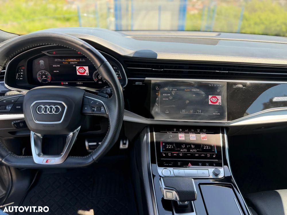 Audi Q8 - 13