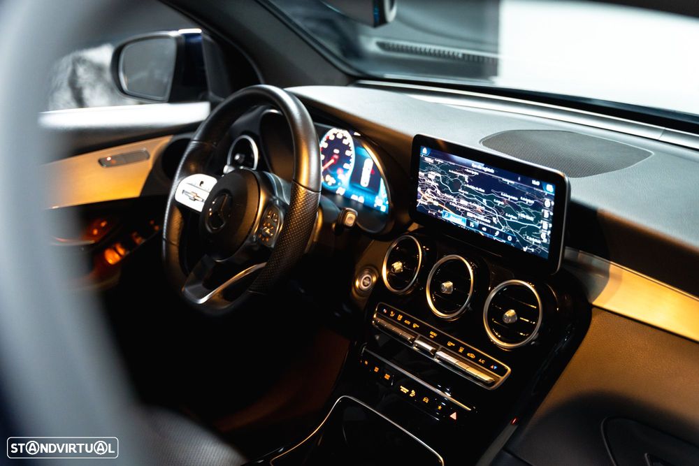 Mercedes-Benz GLC 300 e Coupé 4Matic - 17
