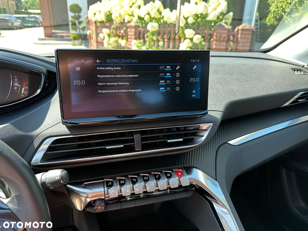 Peugeot 5008 - 18