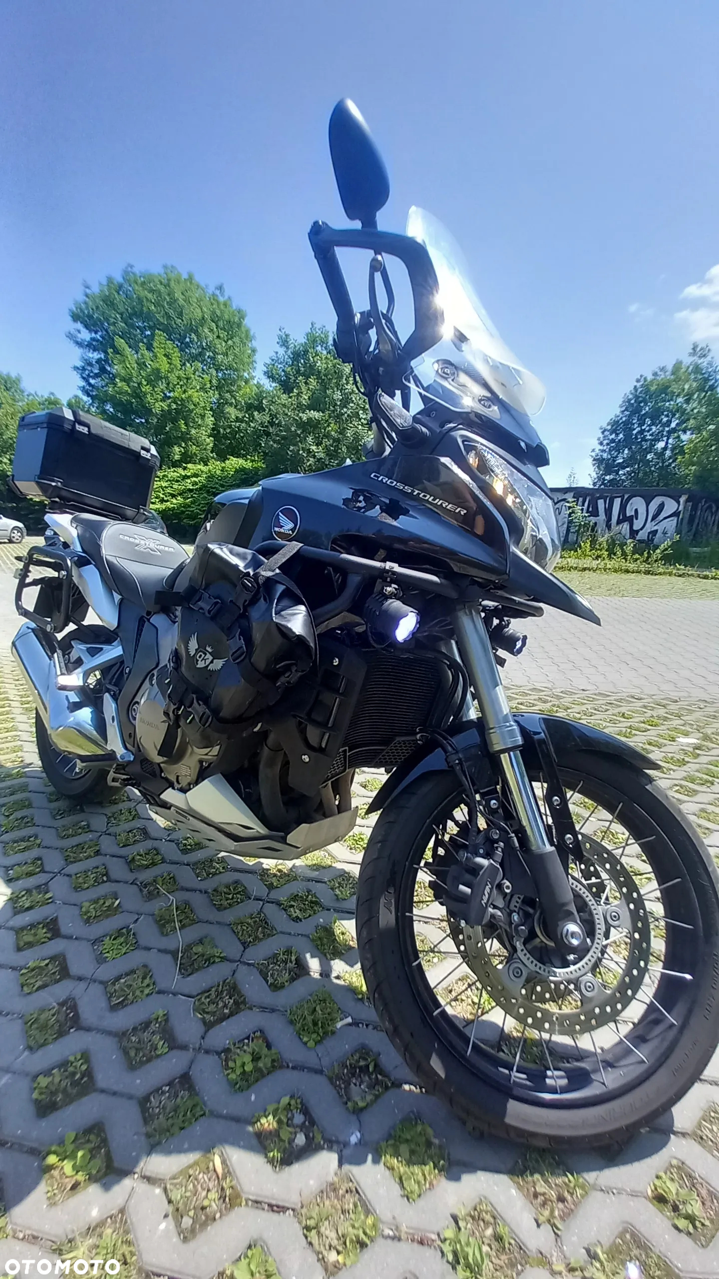 Honda VFR - 11