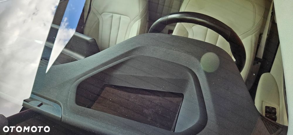 BMW Seria 5 520d - 25