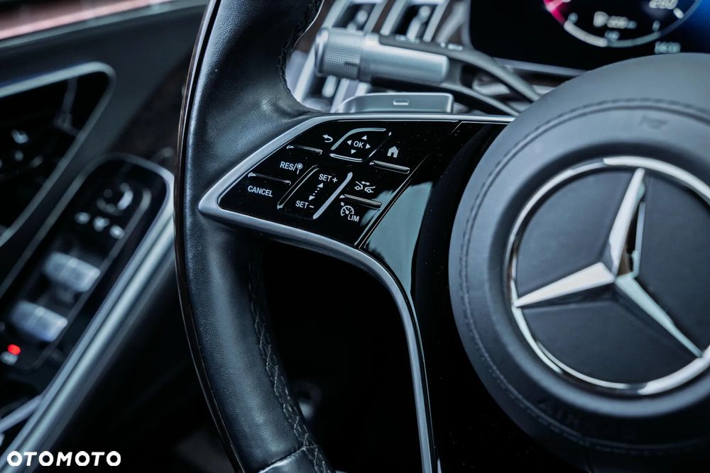 Mercedes-Benz Klasa S 400 d 4Matic L 9G-TRONIC - 24