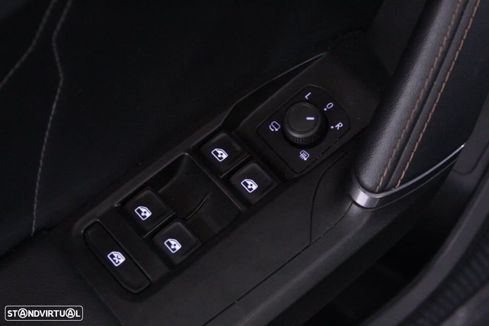 Cupra Formentor 1.4 e-Hybrid DSG - 20