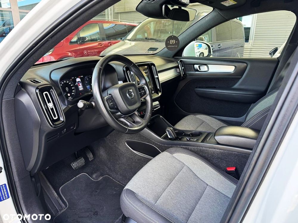 Volvo XC 40 T3 Momentum - 6