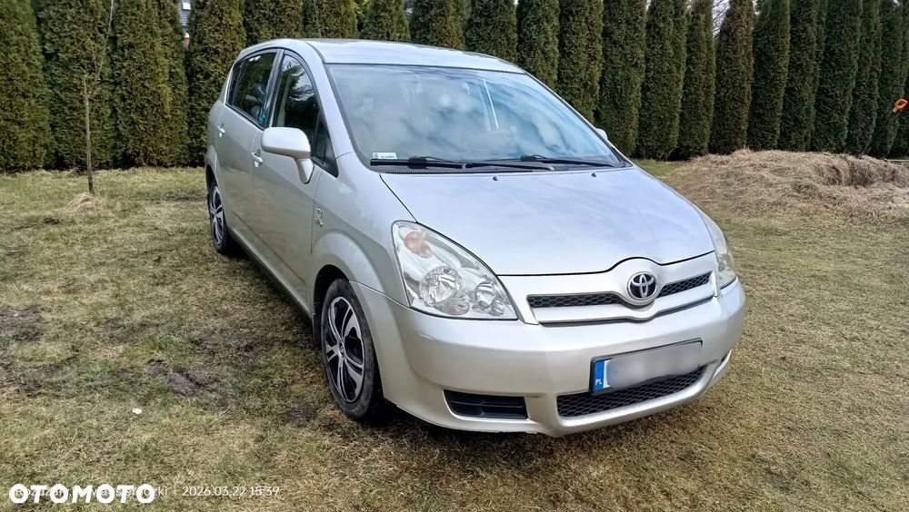 Toyota Corolla Verso 2.0 D-4D Terra - 1