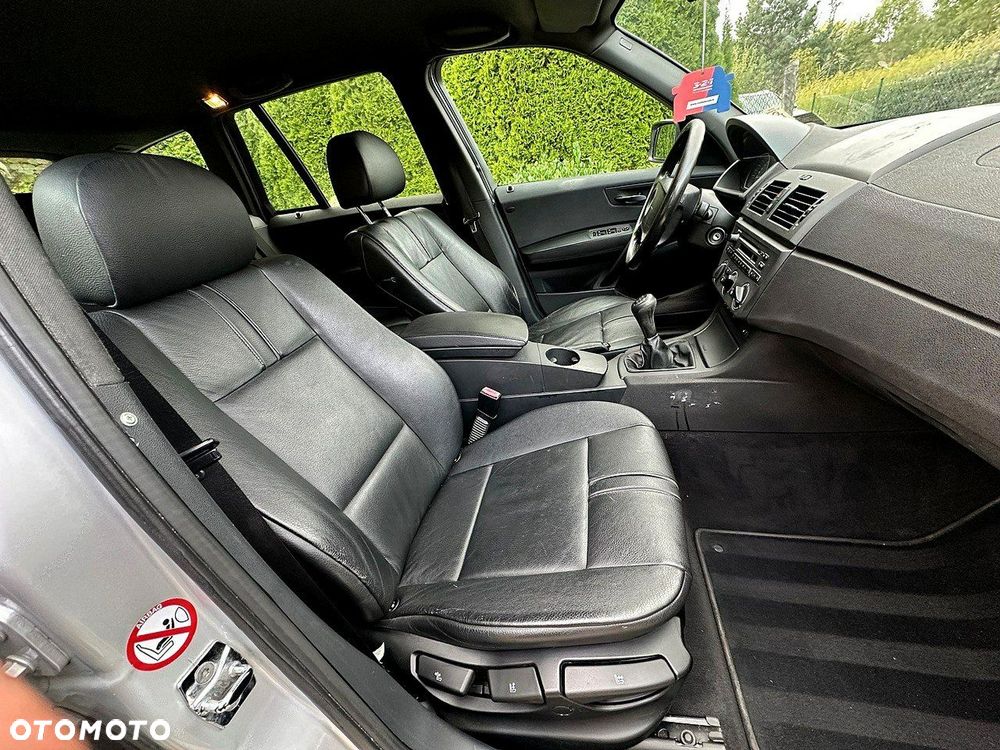 BMW iX3 - 7