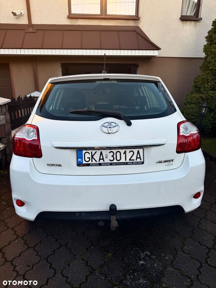 Toyota Auris 1.33 Dual-VVT-i - 3