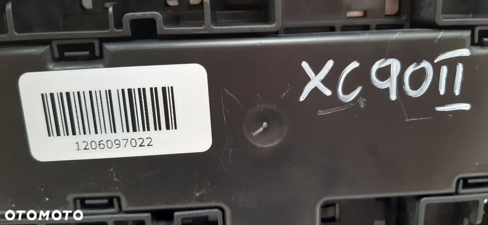VOLVO XC90 II SKRZYNKA BEZPIECZNIKÓW 32212413 - 6