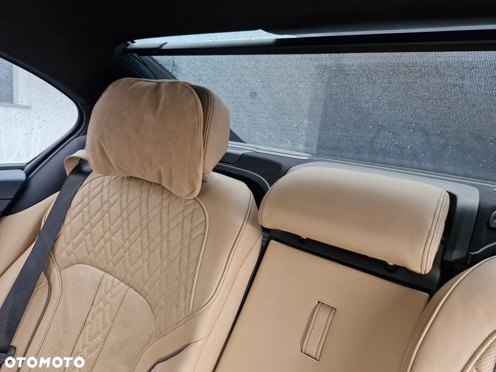 BMW Seria 7 740d xDrive sport - 8