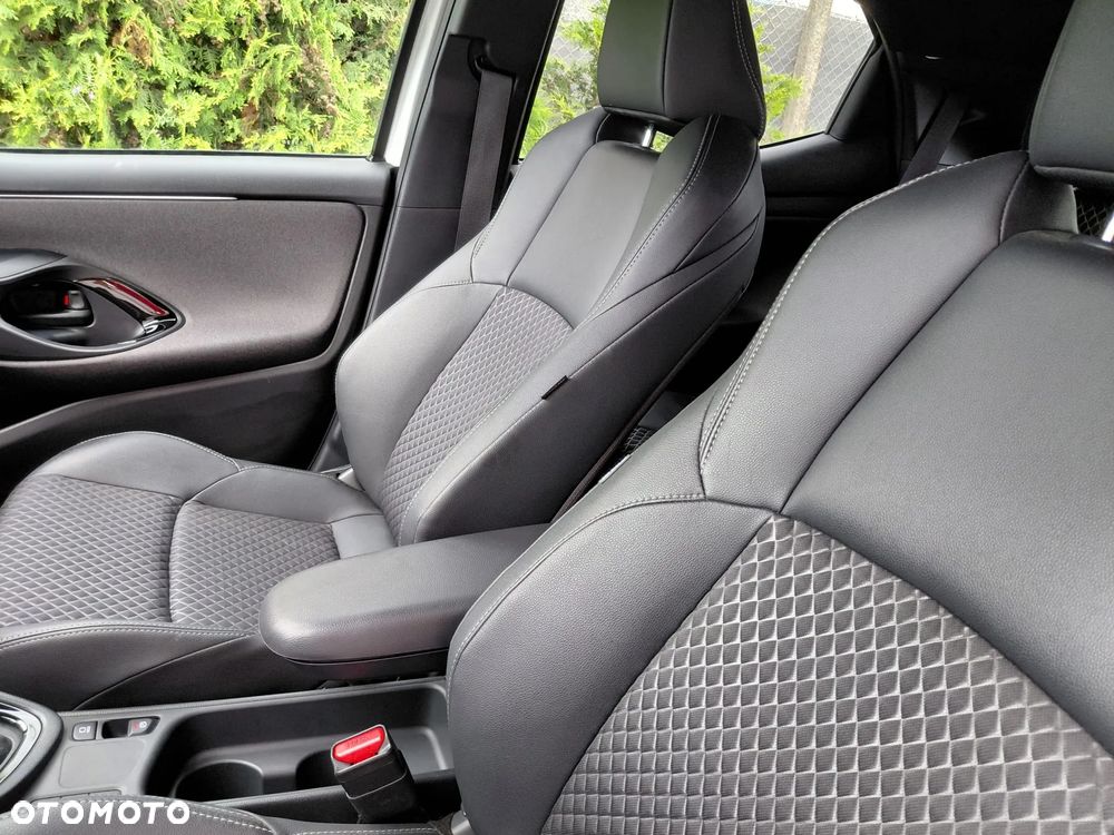 Toyota Yaris - 18