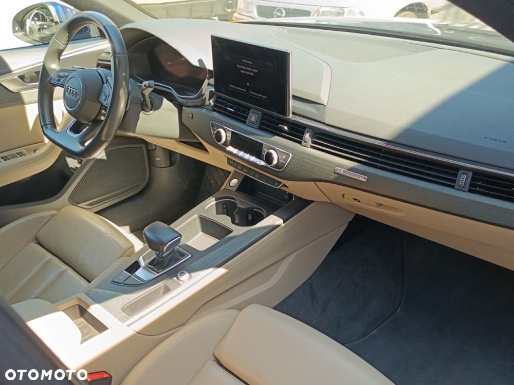 Audi A4 Avant - 26