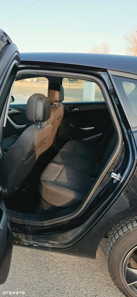 Opel Astra 1.4 Turbo - 9