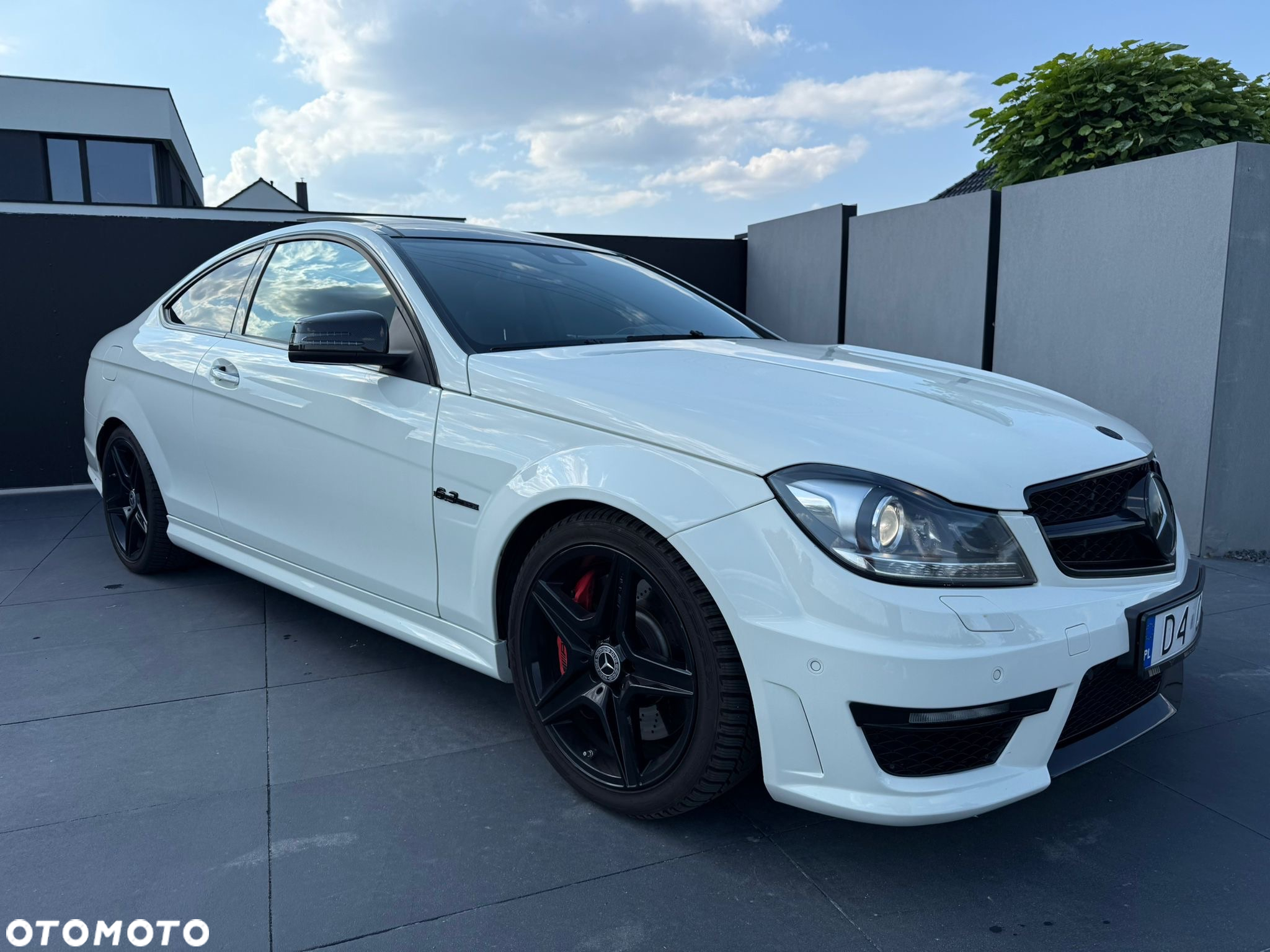 Mercedes-Benz Klasa C 63 AMG Coupe AMG SPEEDSHIFT MCT AMG Performance Package - 9