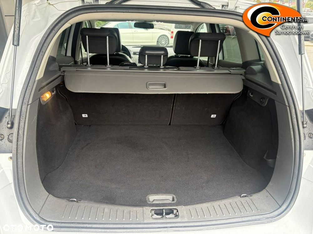 Ford Kuga - 5