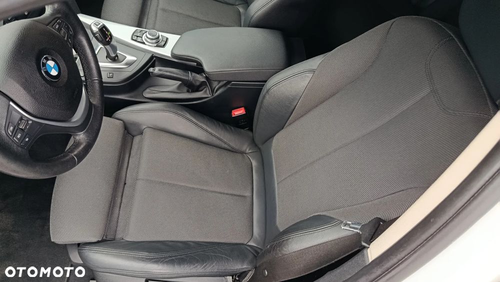 BMW Seria 3 320d Sport - 21