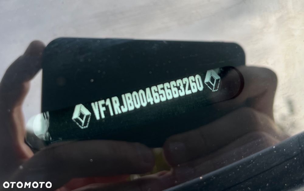 Renault Captur 1.6 E-TECH Plug-In Intens - 26