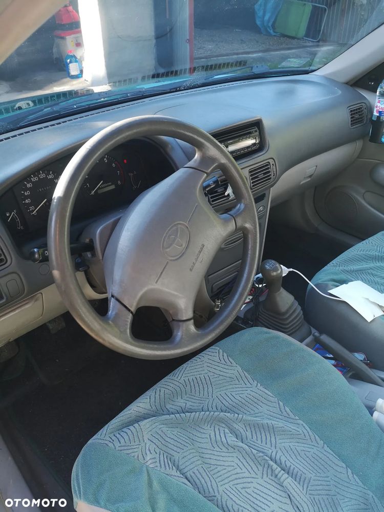 Toyota Corolla 1.4 Terra - 4
